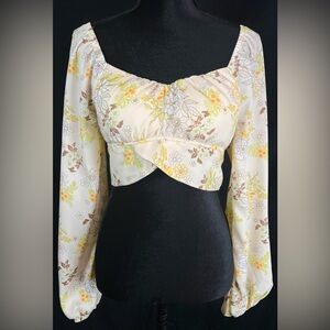Madden NYC Vintage Inspired Floral Tie Back Long Puff Sleeve Cropped Blouse | M